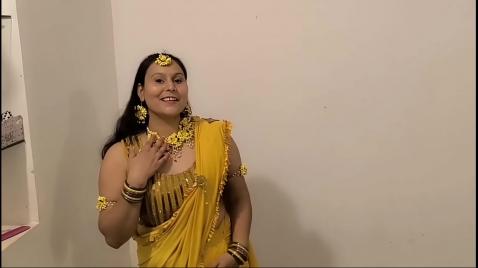 Красивая азиатка трахается с мужем