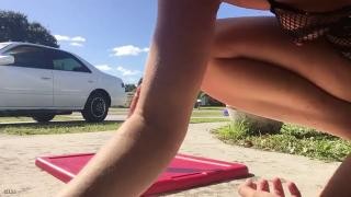 Очень красивое видио про брюнеточку, которая возбуждает себя сама