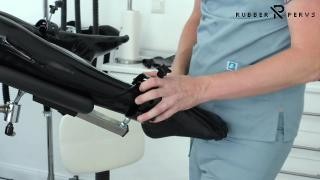 Самец с крепким хуем ебет зрелую